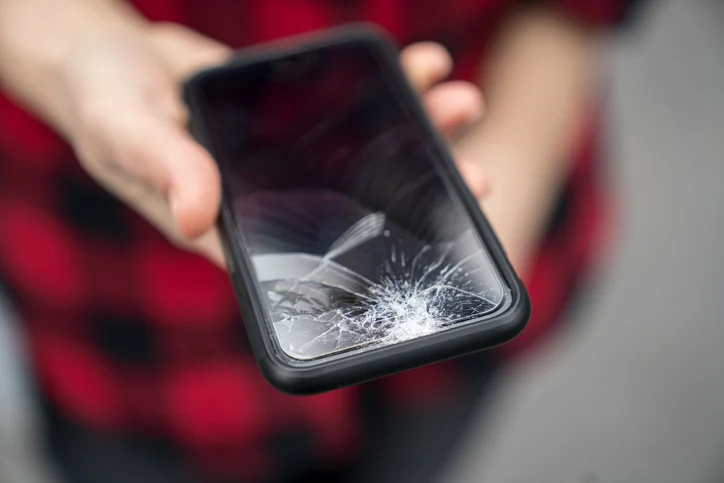 Trocar iPhone ou mandar para o conserto? Descubra qual a melhor opção - iHelpu